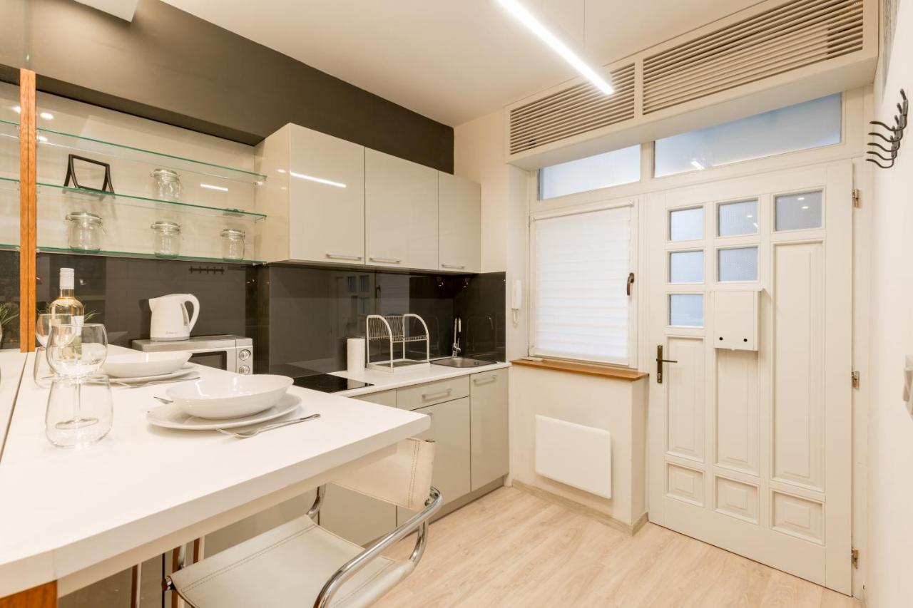 Retro Budapest Dream Suite Near The Danube Экстерьер фото